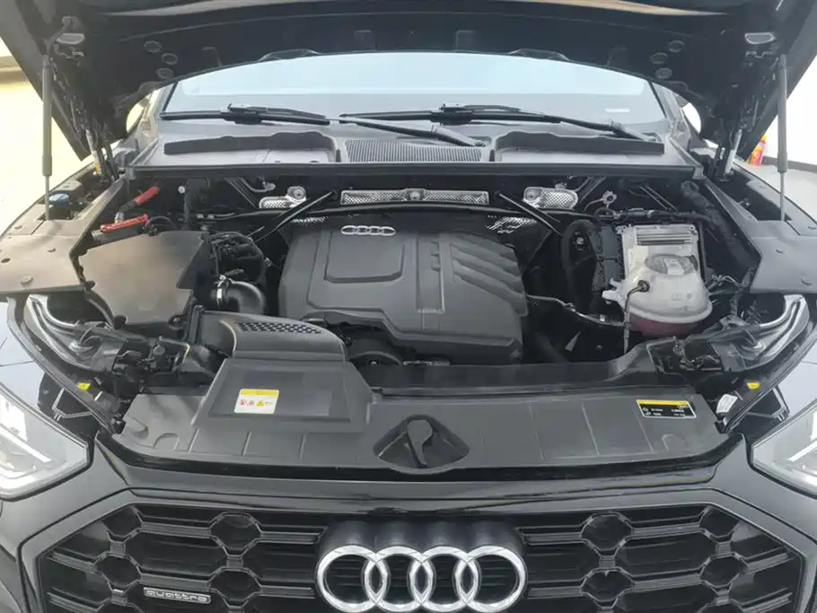 Audi Q5L 2023 40T Luxury Dynamic фото 10