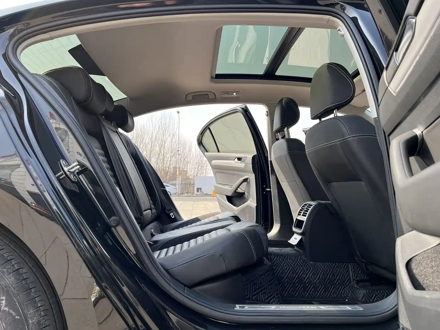 Volkswagen Magotan 2020 280TSI DSG Comfort фото 11