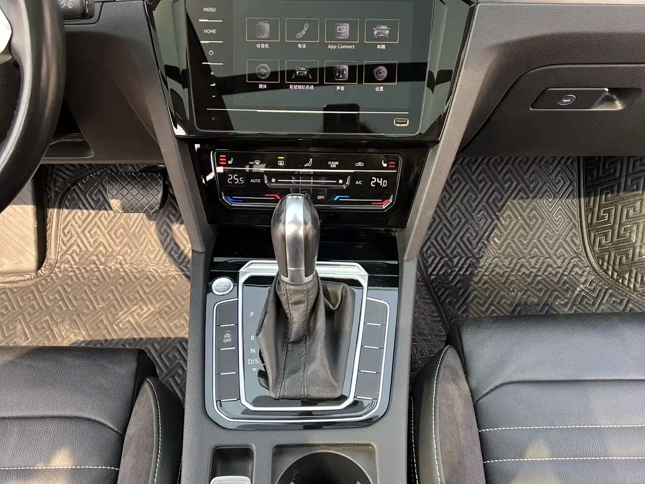 Volkswagen Magotan 2020 280TSI DSG Comfort фото 15