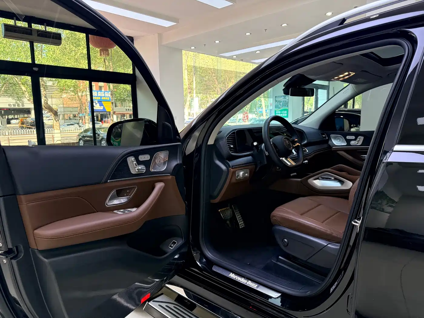 Mercedes-Benz GLS 2025 GLS 450 4MATIC Fashion фото 7