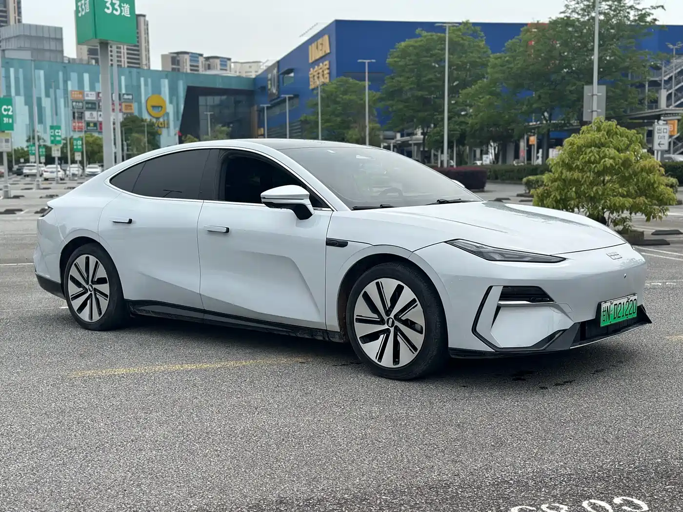 Geely Galaxy Galaxy E8 2024 665km RWD Starship Voyager Edition фото 3