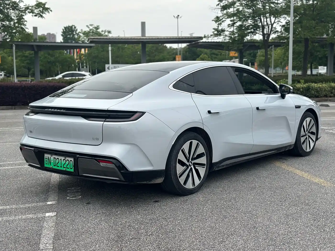 Geely Galaxy Galaxy E8 2024 665km RWD Starship Voyager Edition фото 7