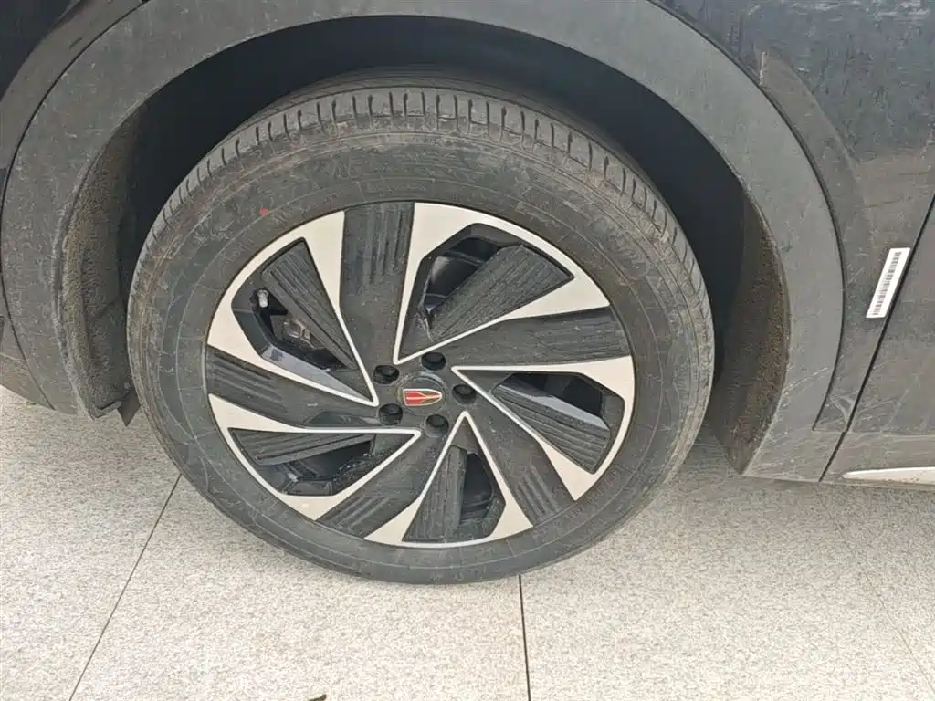 Hongqi HS7 PHEV 2024 2.0T PHEV AWD Qichang Edition 7-seater фото 23