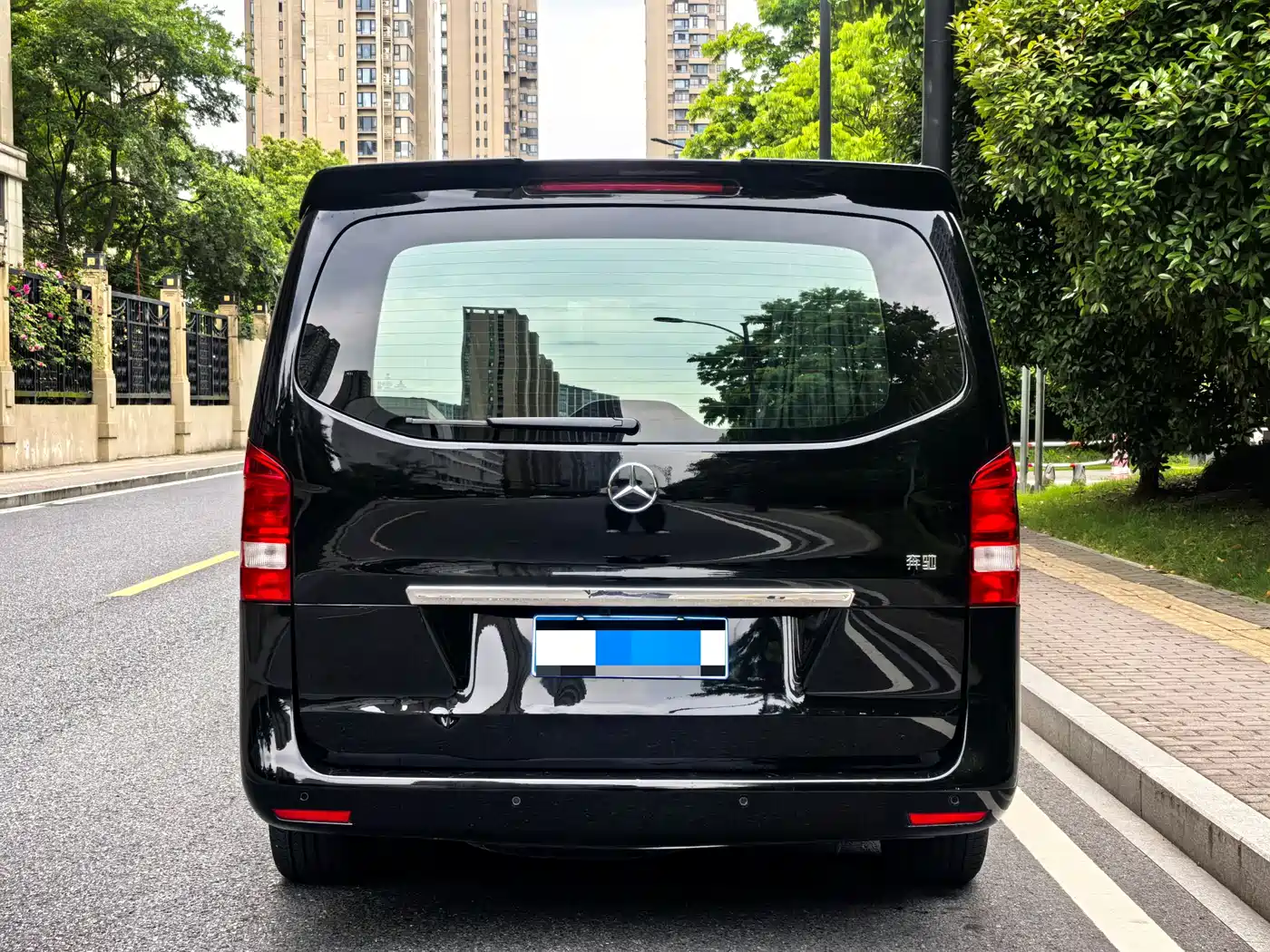Mercedes-Benz Vito 2020 2.0T Business Edition (7-seater) фото 6