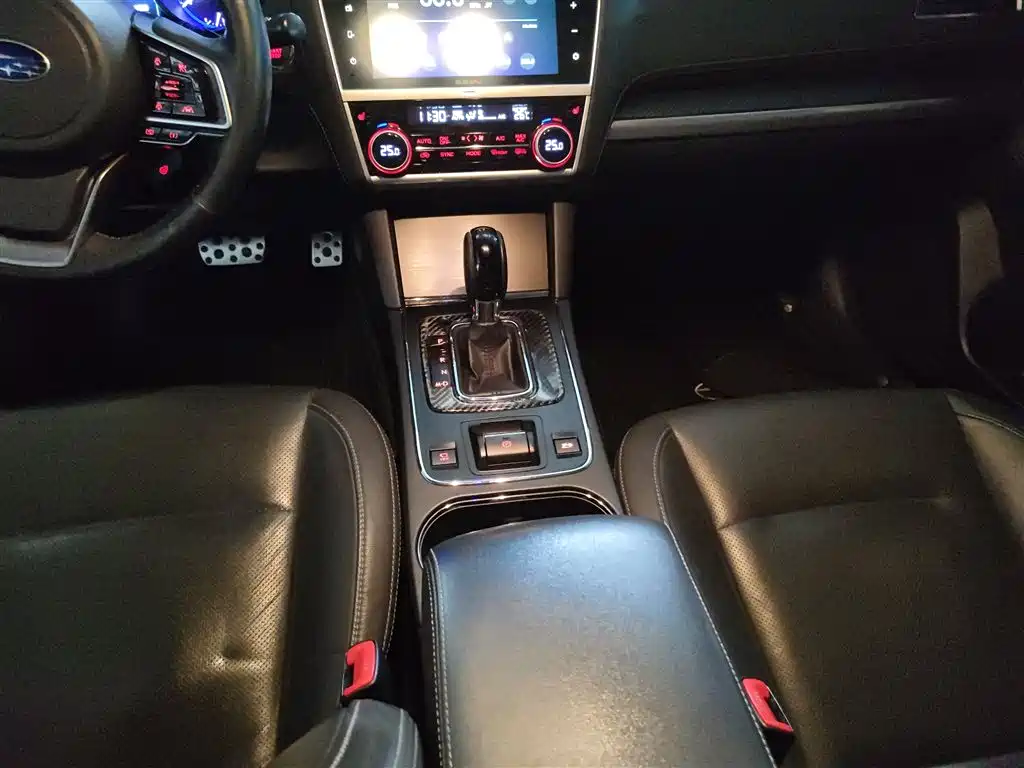 Subaru Legacy 2018 2.5i AWD Glory Edition EyeSight фото 10