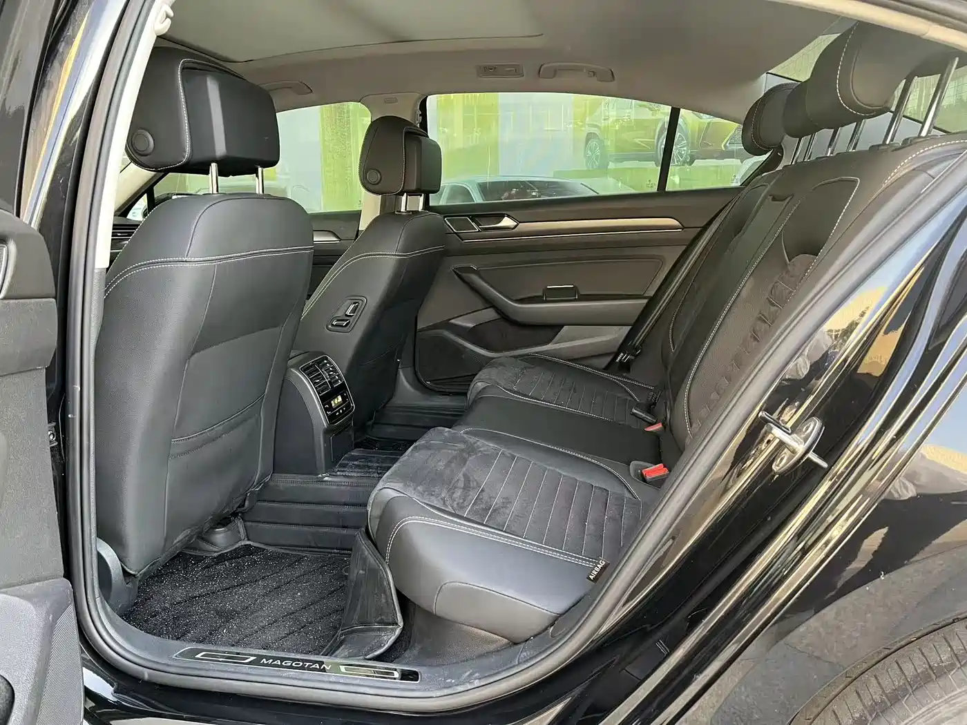 Volkswagen Magotan 2020 380TSI DSG Luxury фото 7