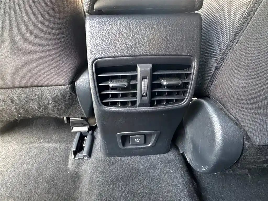 Toyota Levin 2022 TNGA 1.5L CVT Leading Edition фото 9
