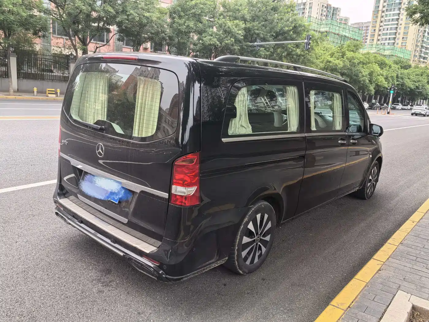 Mercedes-Benz Vito 2021 2.0T Elite 7-Seater фото 10