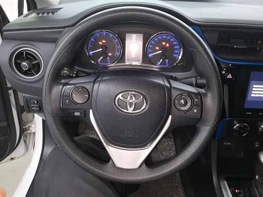 Toyota Levin 2018 185T CVT Premium Edition China V фото 15