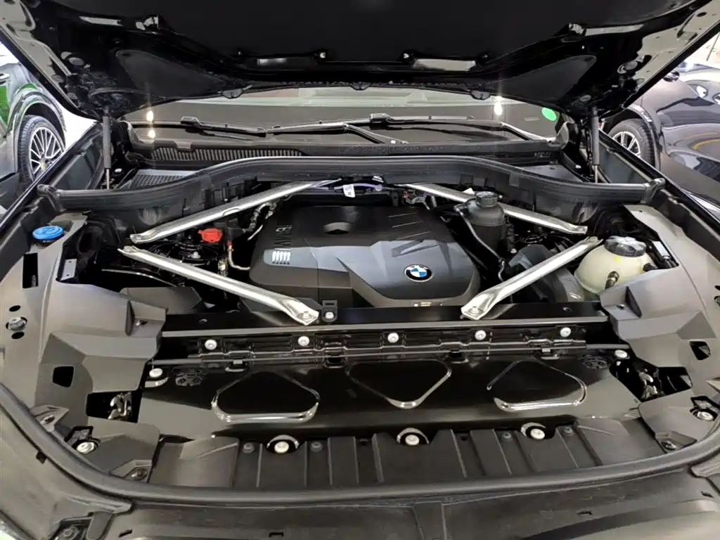 BMW X5 2023 xDrive 30Li Premium M Sport Black Night Package фото 16