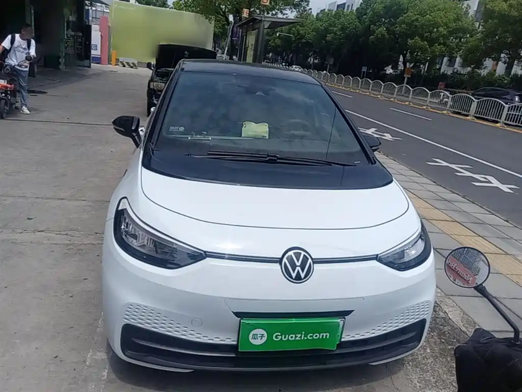 Volkswagen ID.3 2023 Upgraded Pure Intelligence Edition фото 3