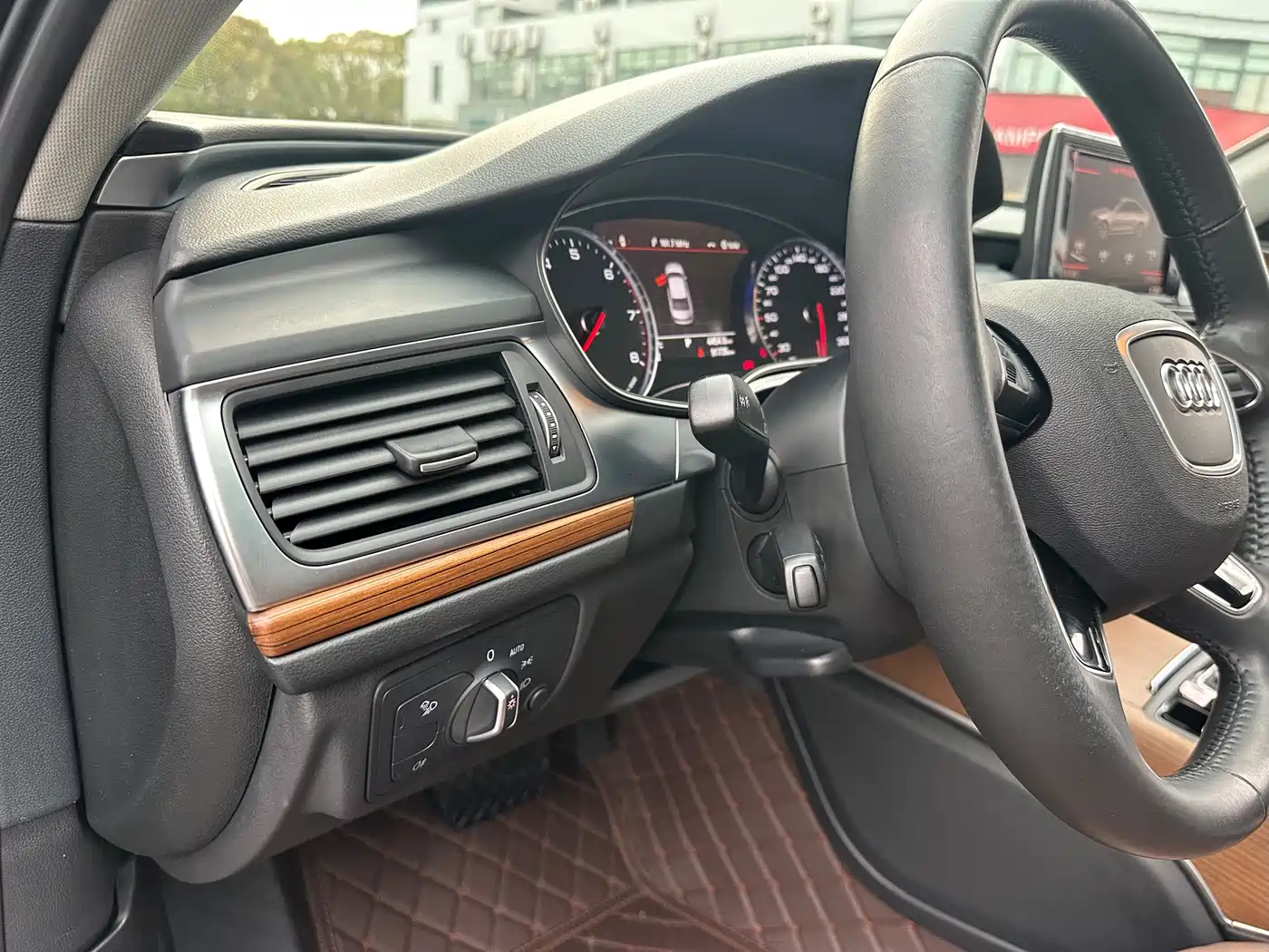 Audi A6L 2018 30th Anniversary 30 FSI Style фото 43