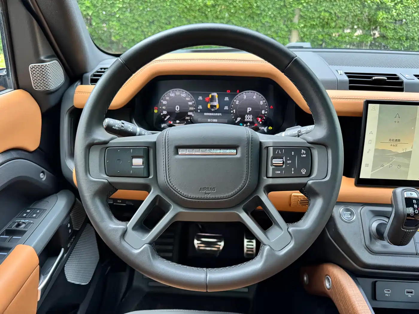 Land Rover Defender 2023 130 3.0T P400 X фото 13