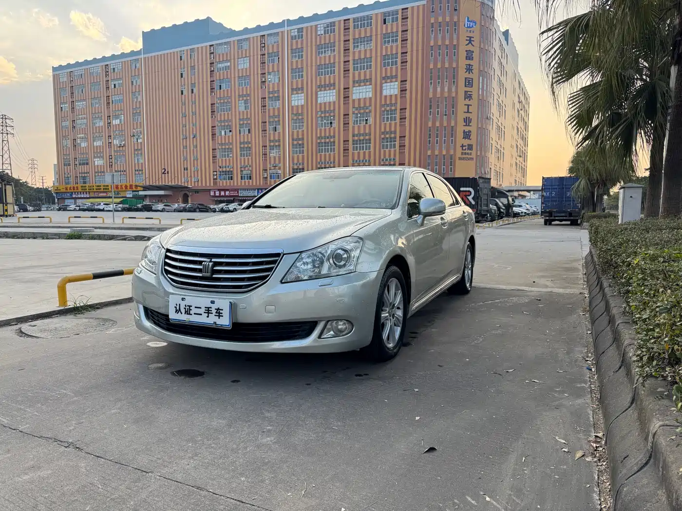 Toyota Crown 2010 3.0L Royal Saloon VIP
