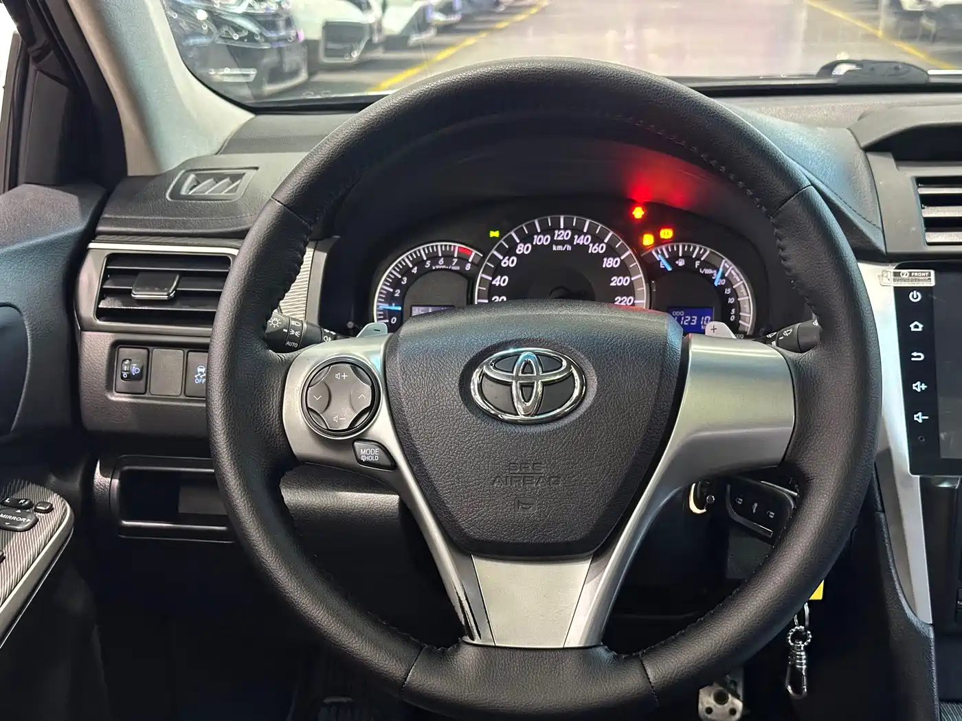 Toyota Camry 2015 Junrui 2.0S Dynamic Edition фото 16