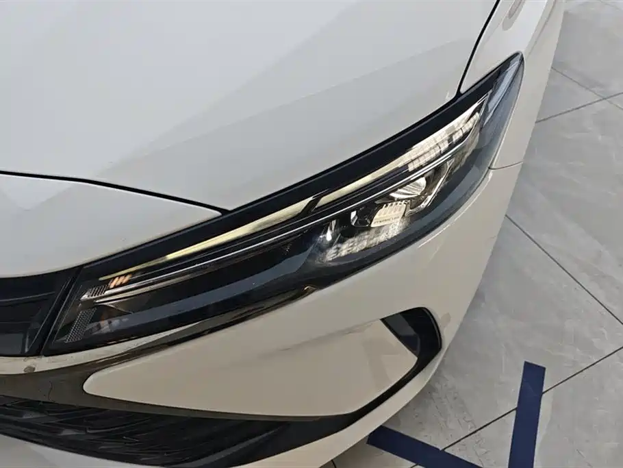 Chevrolet Monza 2023 1.5L DCT Enjoyment Edition фото 5