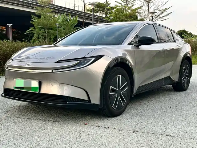Toyota bZ5 550 JOY