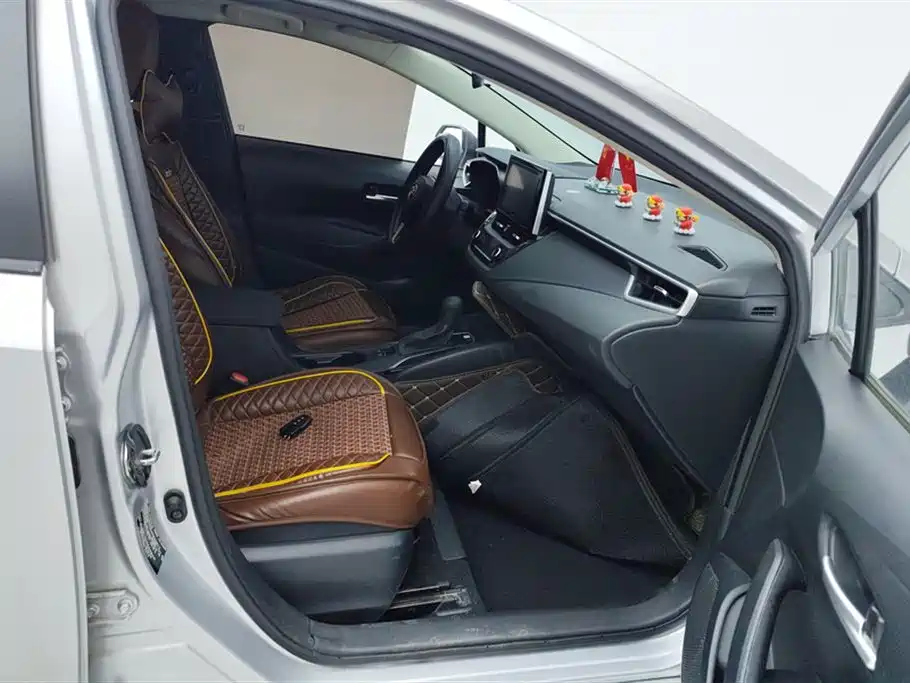 Toyota Corolla 2019 1.2T S-CVT GL-i Elite Edition фото 8