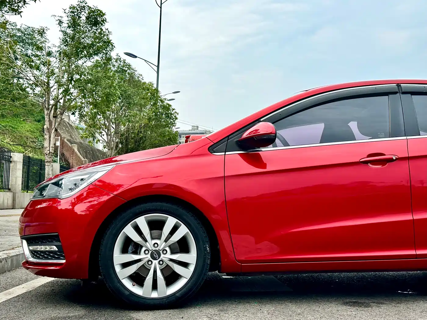 Chery Arrizo 5 2016 2016 1.5L CVT Sharp Leader