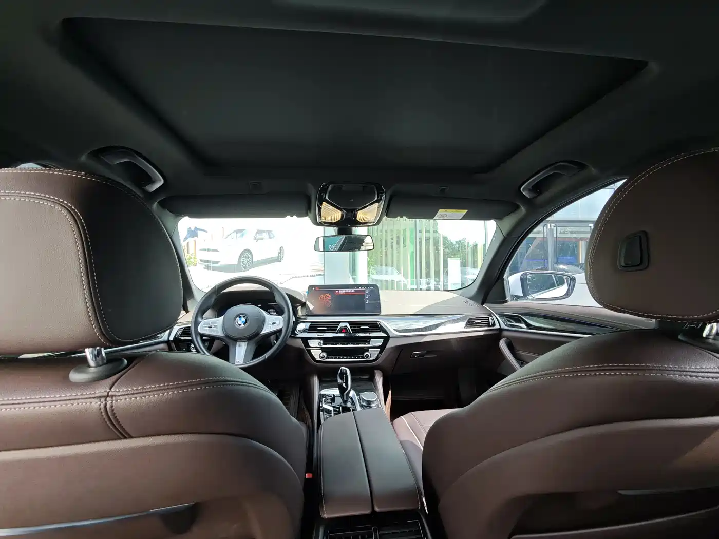 BMW 5 Series 2022 Model Second Facelift 525Li M Sport Package фото 7