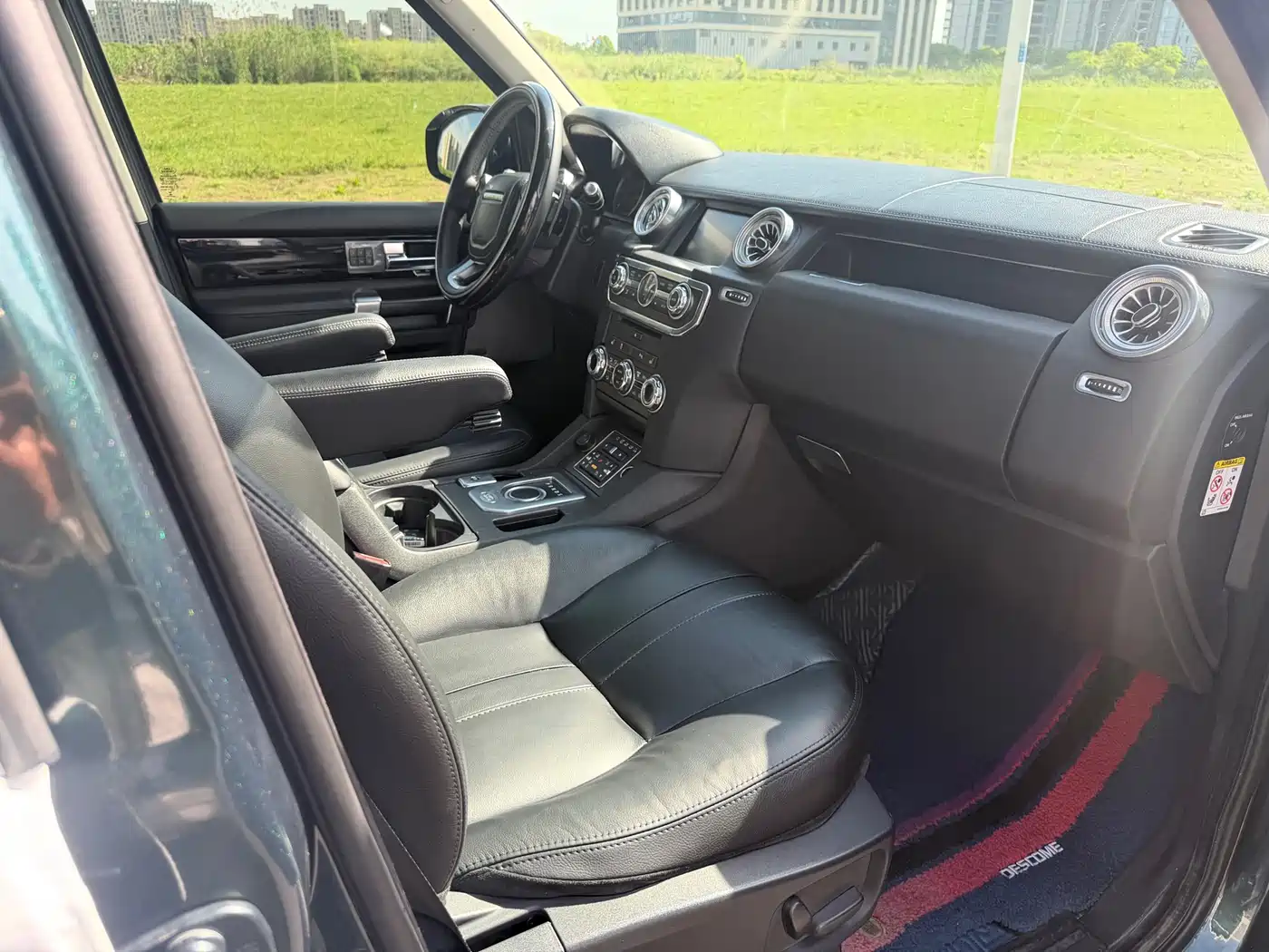 Land Rover Discovery 2013 3.0 SDV6 HSE Diesel фото 13