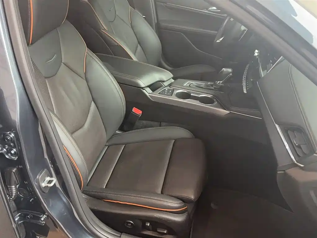 Cadillac CT4 2020 28T Elite фото 3