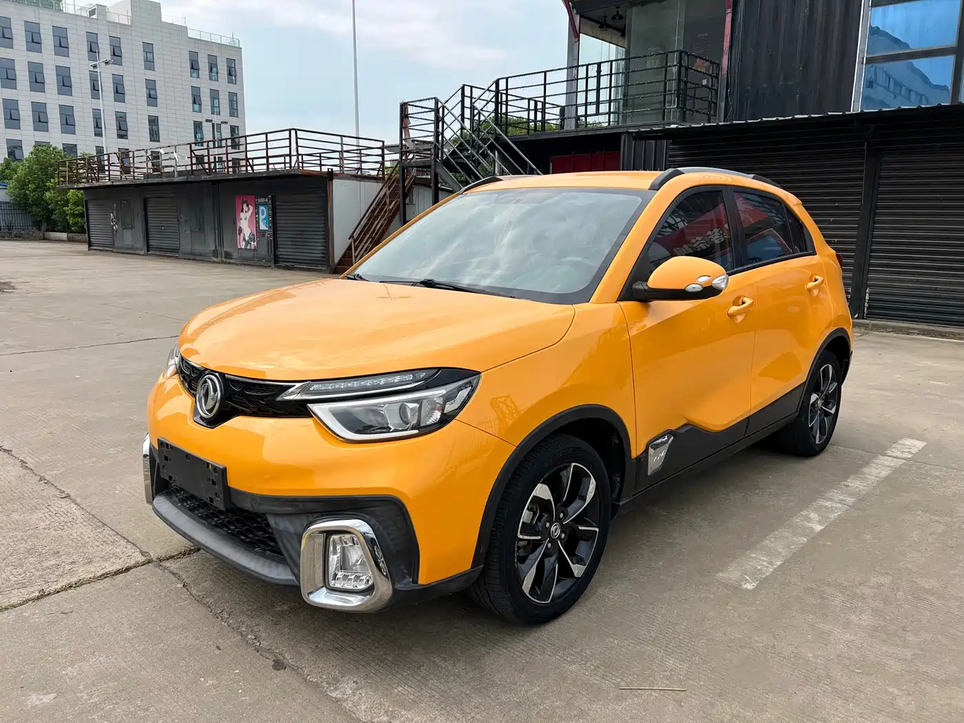  Dongfeng Aeolus Dongfeng Fengshen AX4 2018 1.6L Manual Trendy Sunroof Edition