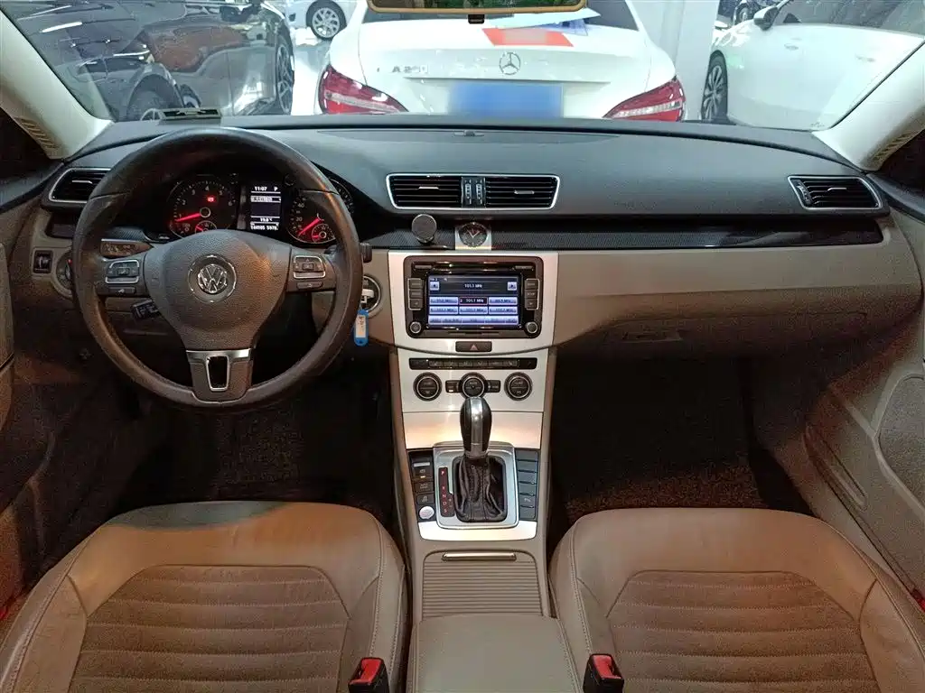 Volkswagen Magotan 2015 Facelift 1.8TSI Luxury фото 6