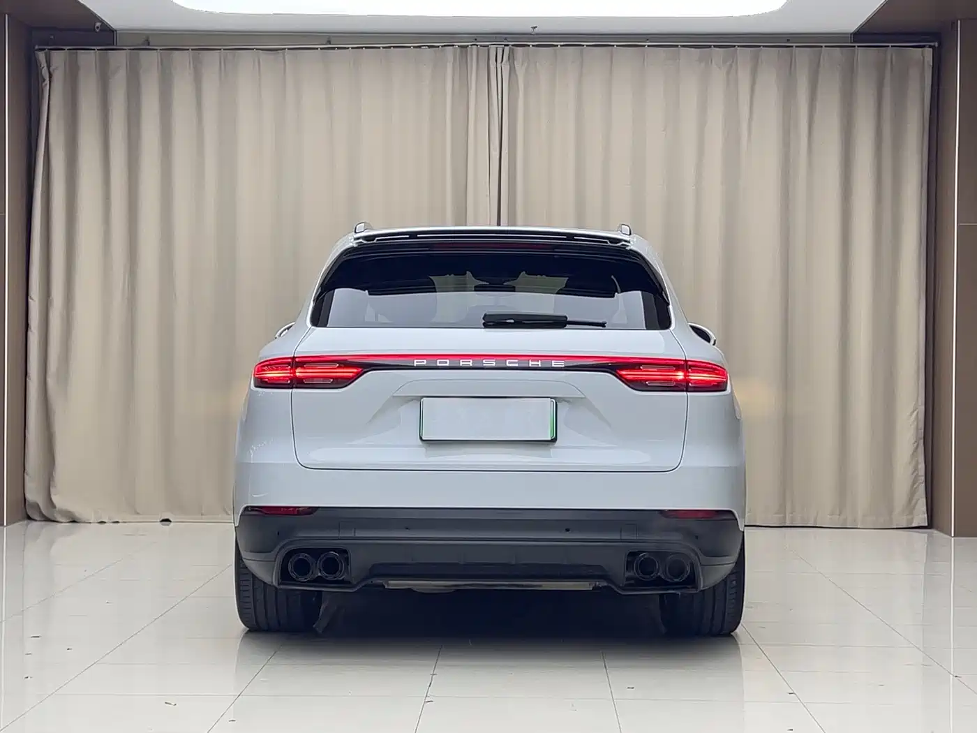 Porsche Cayenne New Energy 2019 Cayenne E-Hybrid 2.0T фото 17