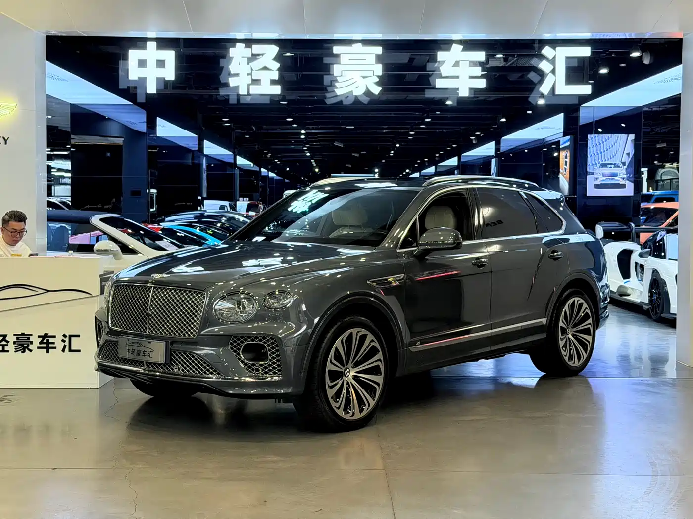 Bentley Bentayga 2021 4.0T V8