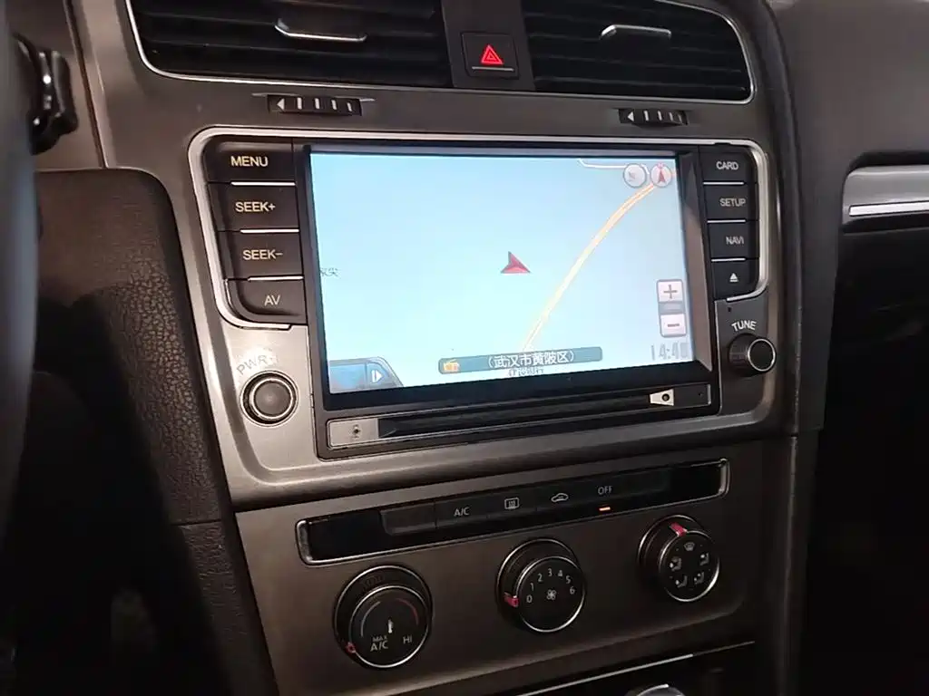Volkswagen Golf 2014 1.4TSI Automatic Comfort фото 13
