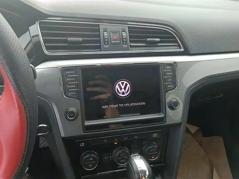 Volkswagen Lamando 2018 280TSI DSG Comfort Edition фото 13