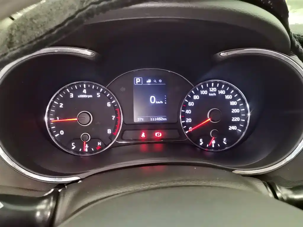 Kia K3 2017 1.6L Automatic 15th Anniversary Special GLS фото 12