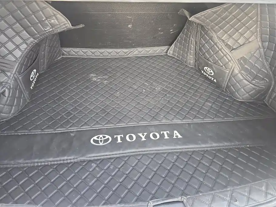 Toyota YARiS L Zhi Xiang 2021 1.5L CVT Leading Edition фото 4