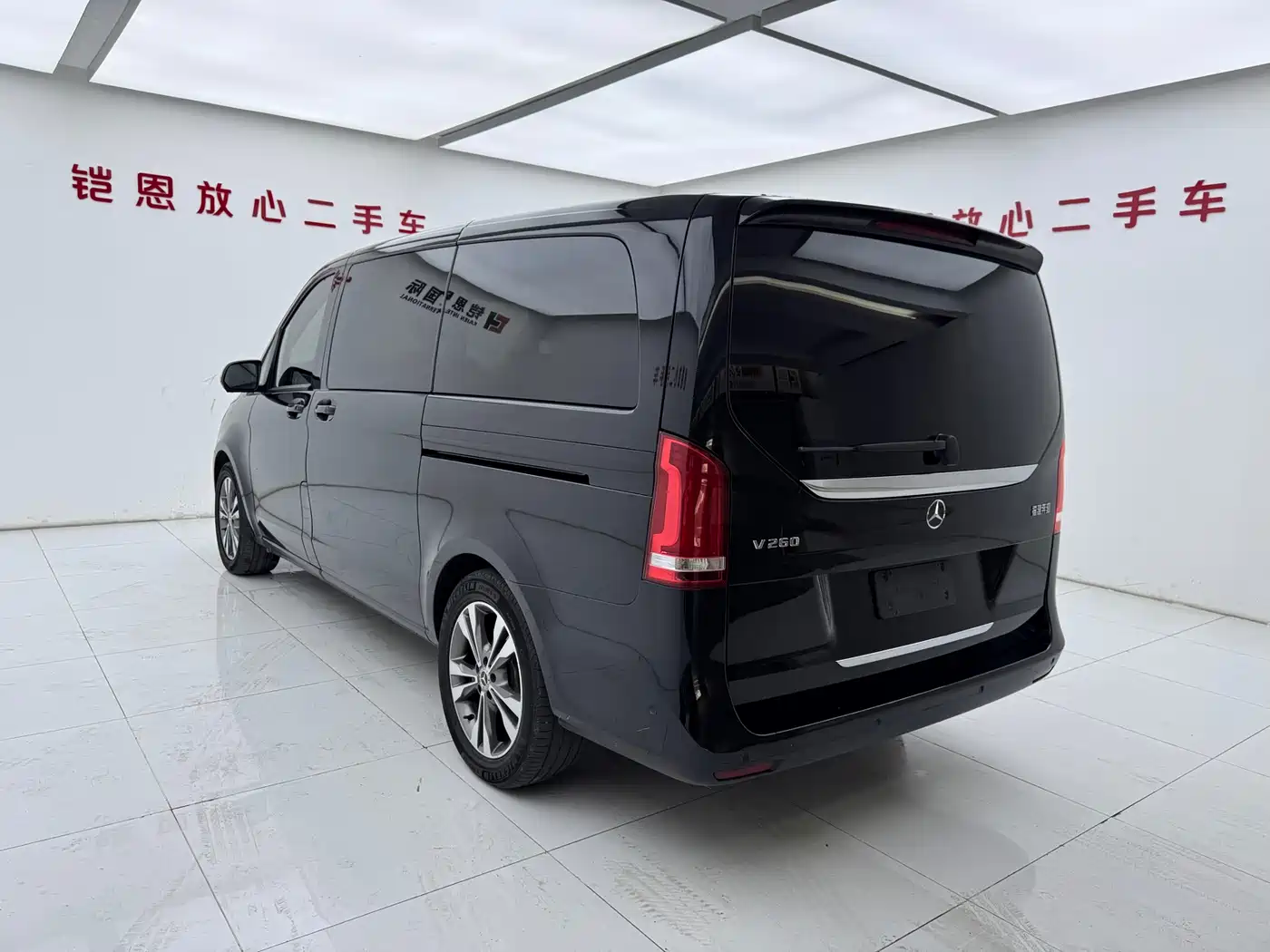 Mercedes-Benz V-Class 2018 V 260 Navigator Edition China VI фото 6