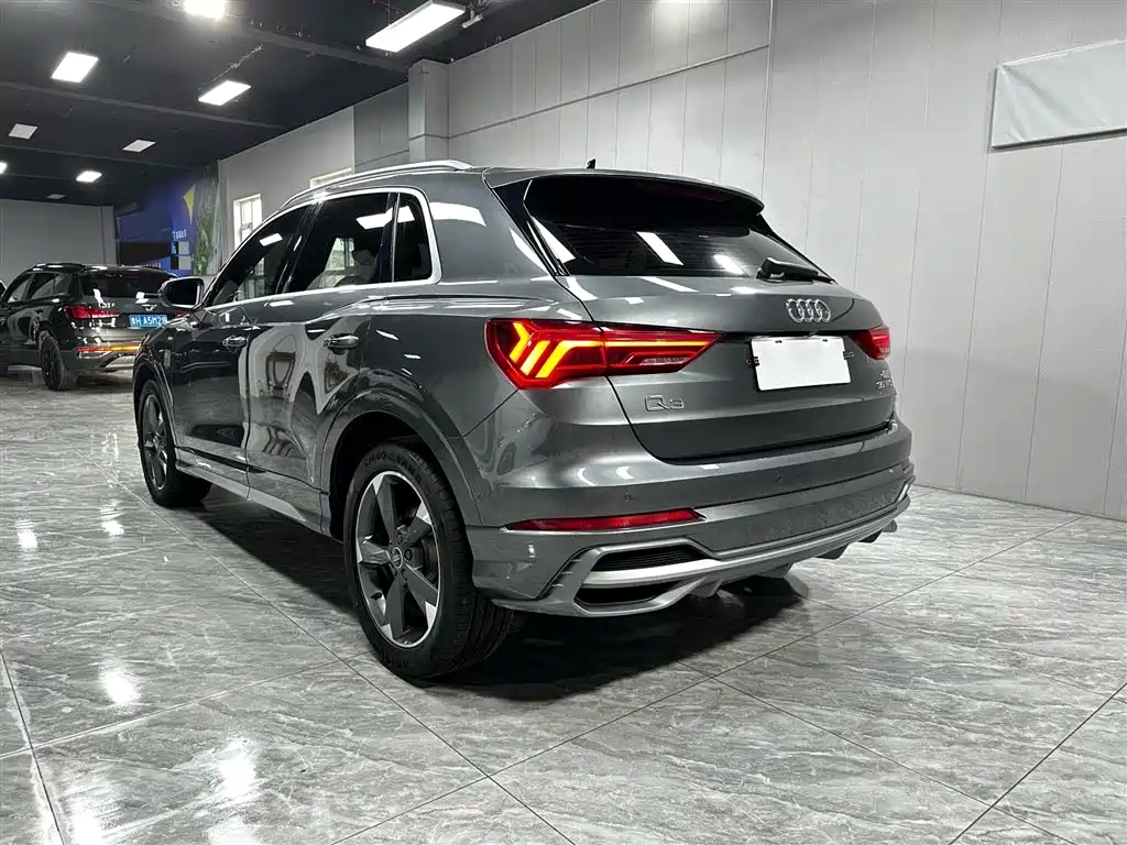 Audi Q3 2022 35 TFSI Fashion Dynamic фото 6