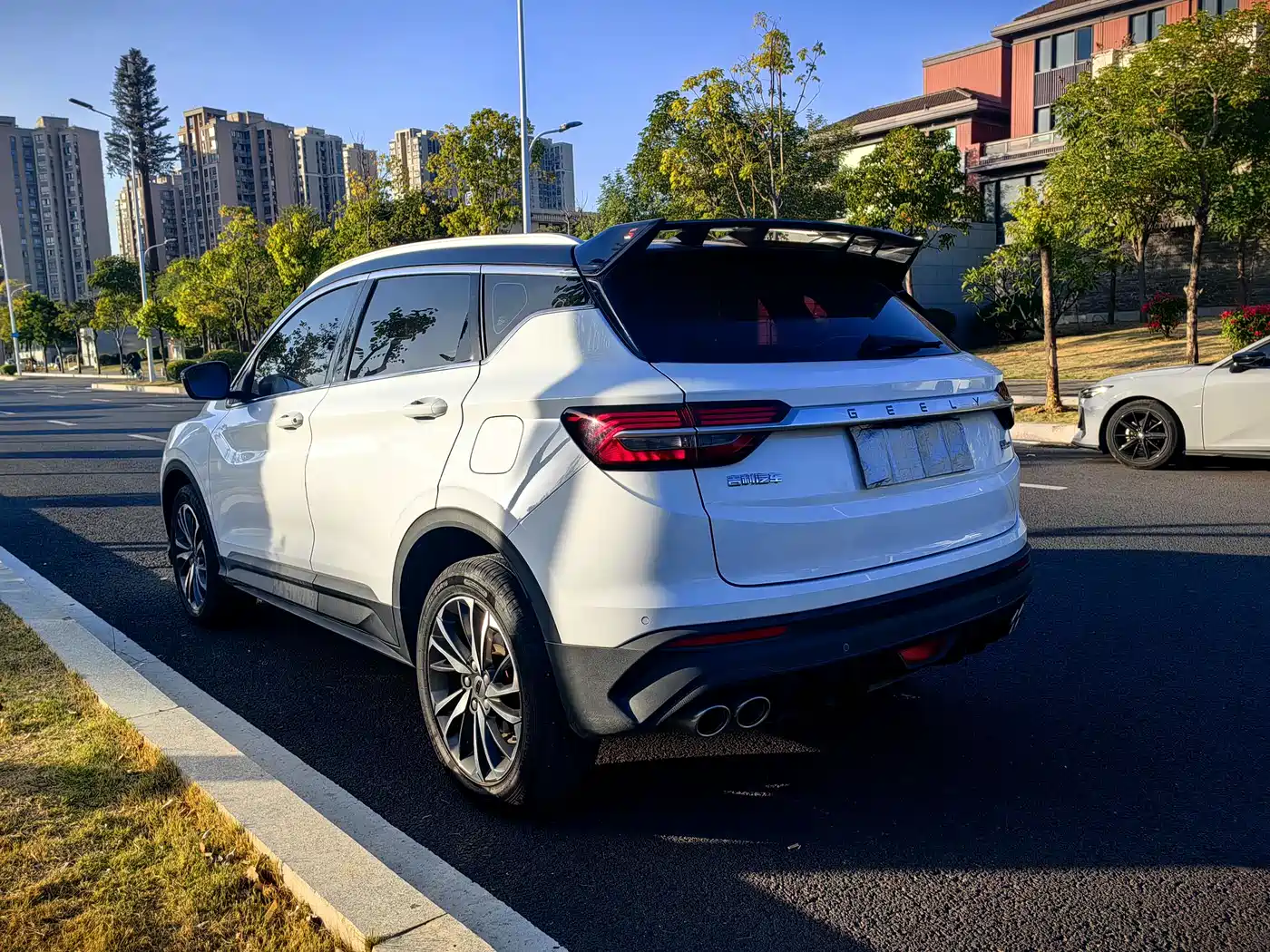 GEELY AUTOMOBILE BINYUE