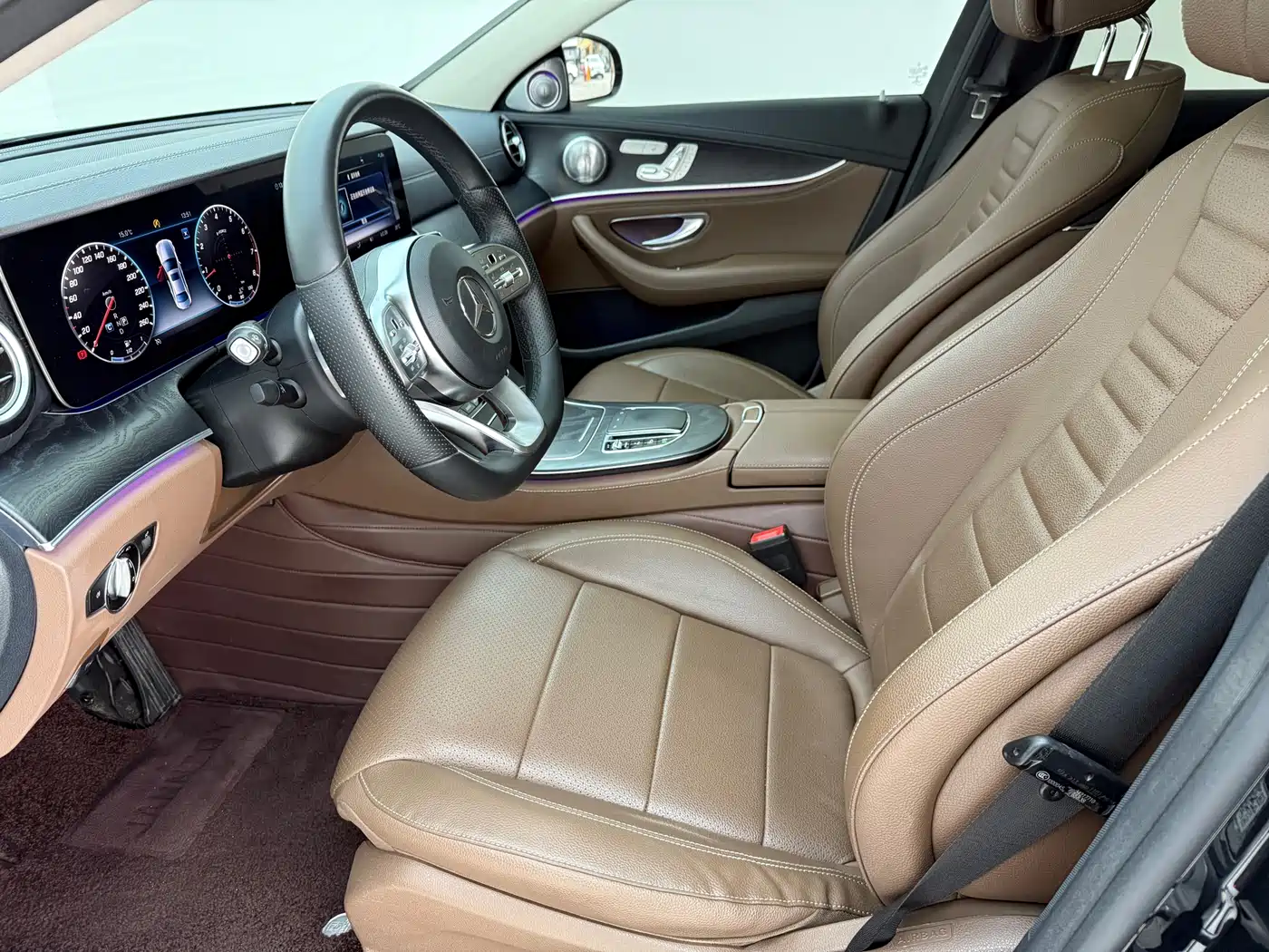 Mercedes-Benz E-Class 2020 E 300 L Fashion фото 5