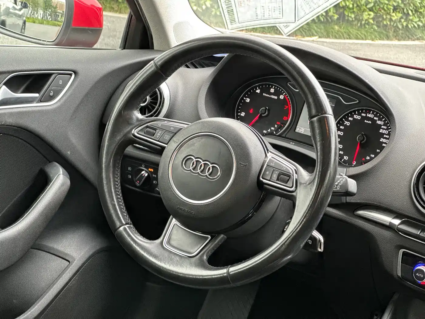 Audi A3 (Import) 2014 Sportback 40 TFSI S line Comfort фото 13