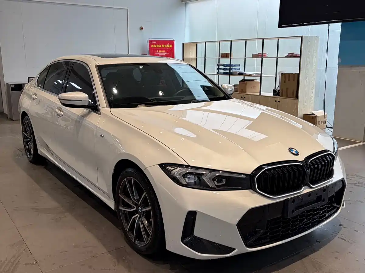 BMW 3 Series 2023 320Li M Sport Package фото 3