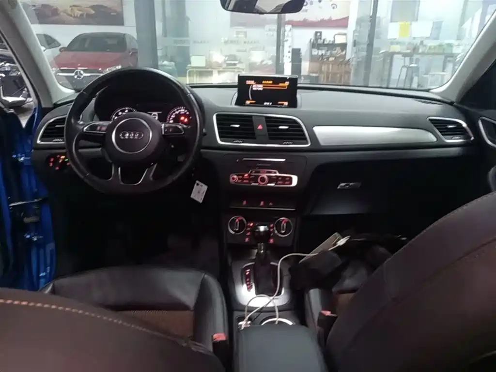 Audi Q3 2017 30 TFSI Fashion фото 10