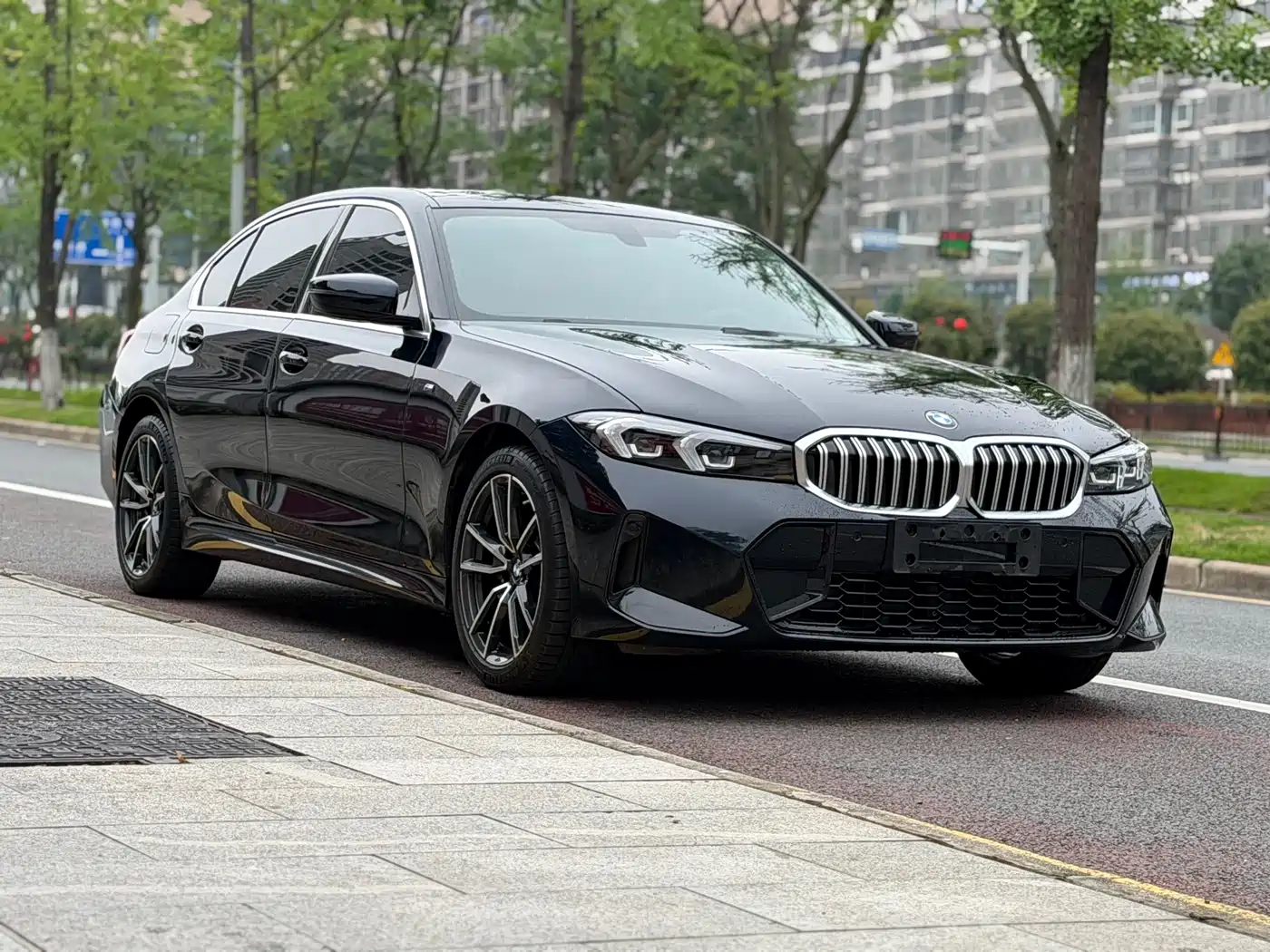 BMW 3 Series 2023 320Li M Sport Package фото 3
