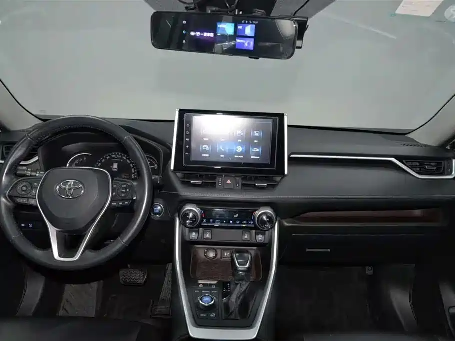 Toyota RAV4 Rongfang 2020 2.0L CVT 4WD Premium Edition фото 12