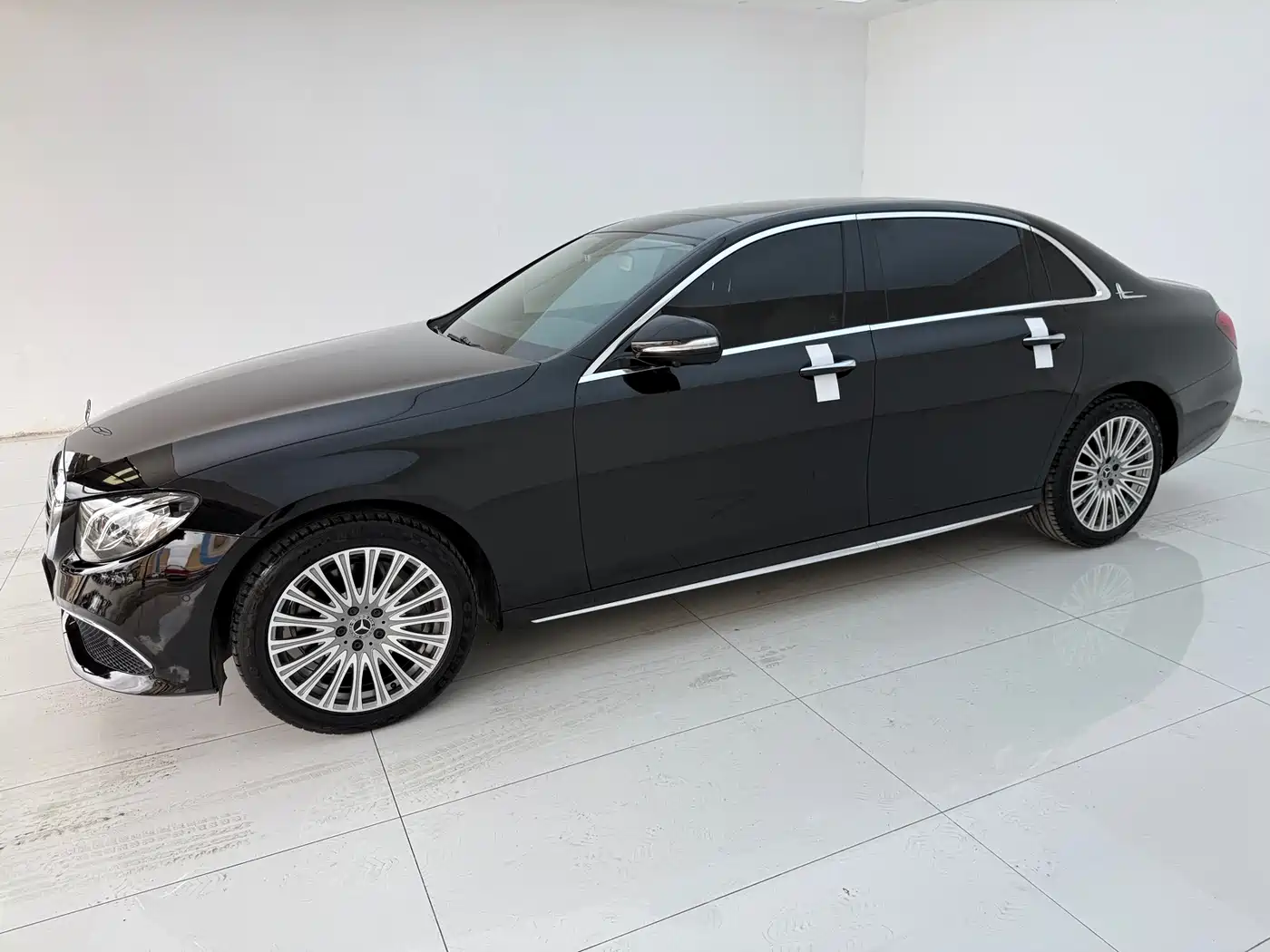 Mercedes-Benz E-Class 2020 E 300 L Fashion фото 4