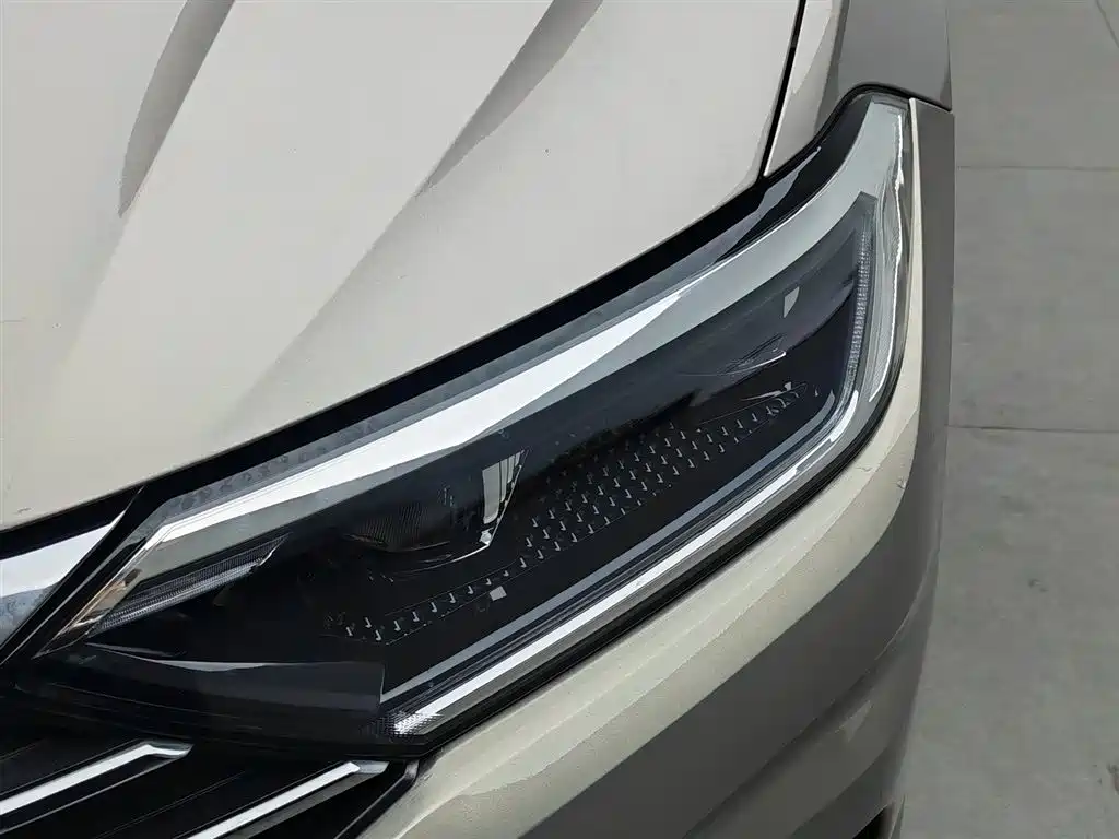 Volkswagen Sagitar 2021 280TSI DSG Comfort Smart Connect Edition фото 7