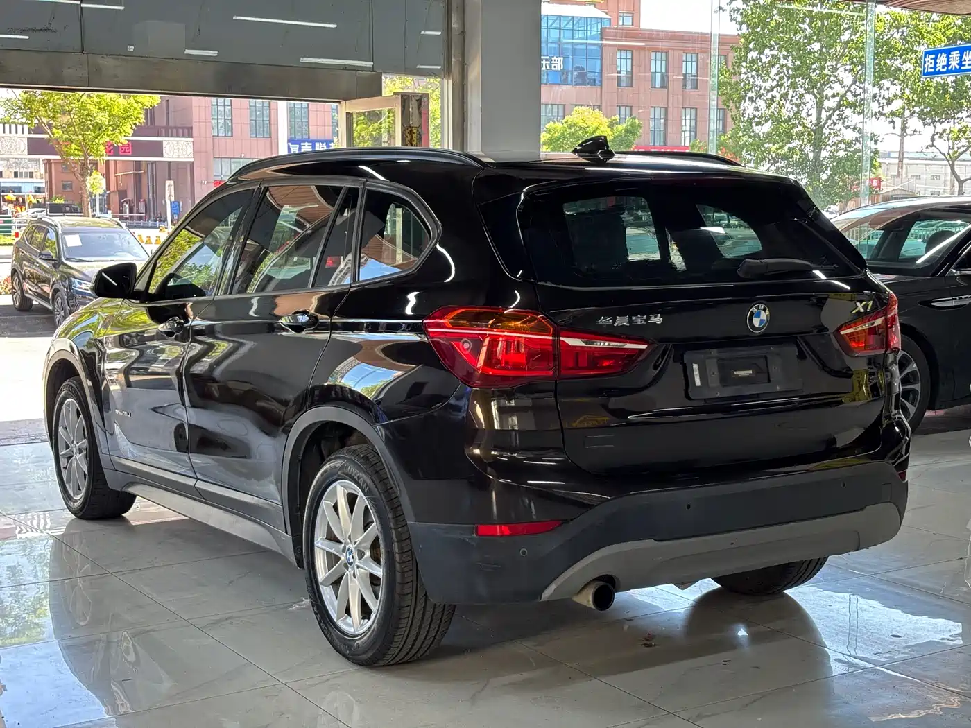 BMW X1 2016 sDrive18Li Fashion Model фото 6