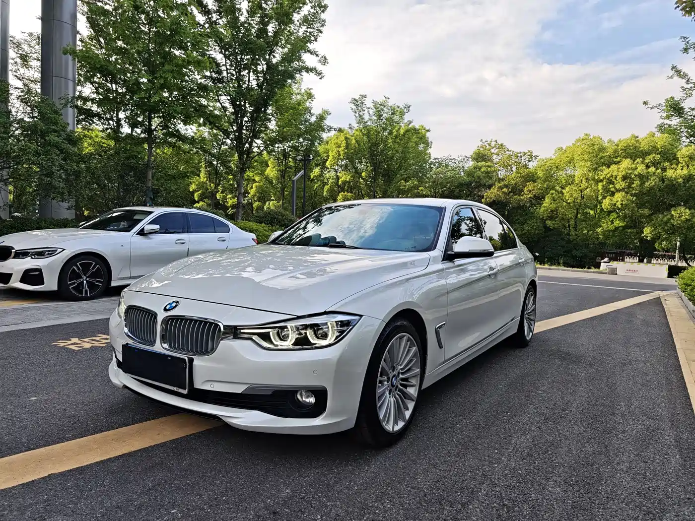 BMW 3 Series 2018 320Li Fashion Style