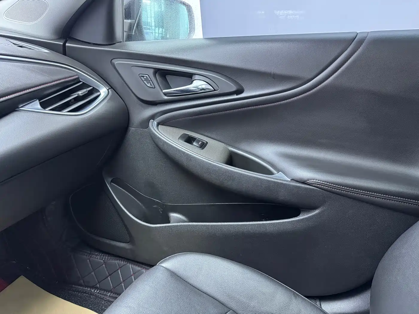 CHEVROLET MAI RUIBAO XL