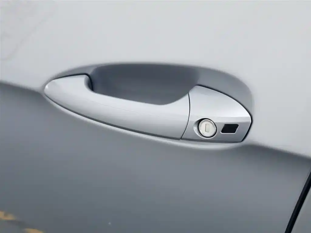 Mercedes-Benz E-Class 2014 E 260 L Luxury Class фото 18