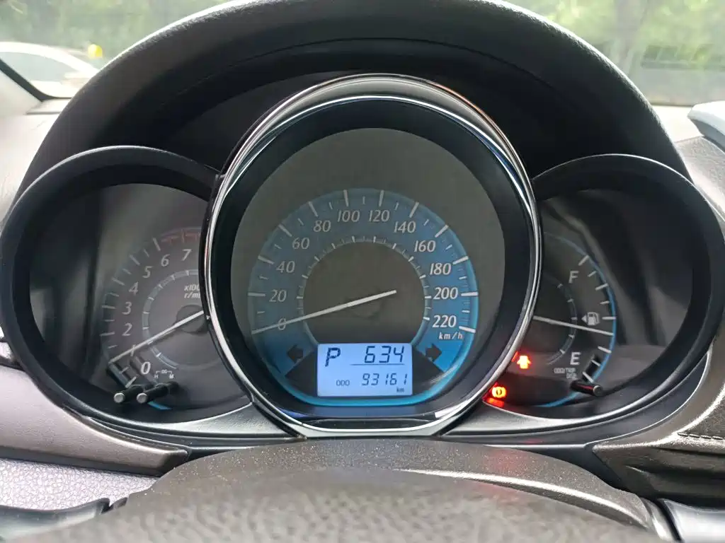 Toyota YARiS L Zhi Xuan 2015 2015 1.5E Auto Charming Edition